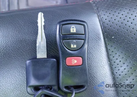 2010 Nissan Frontier Pro-4X из США, поврежденный, VIN 1N6AD0EV1AC445986